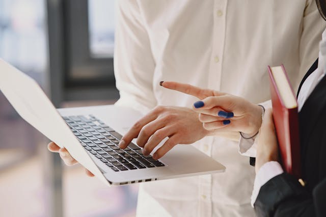 how to respond to ranking fluctuations